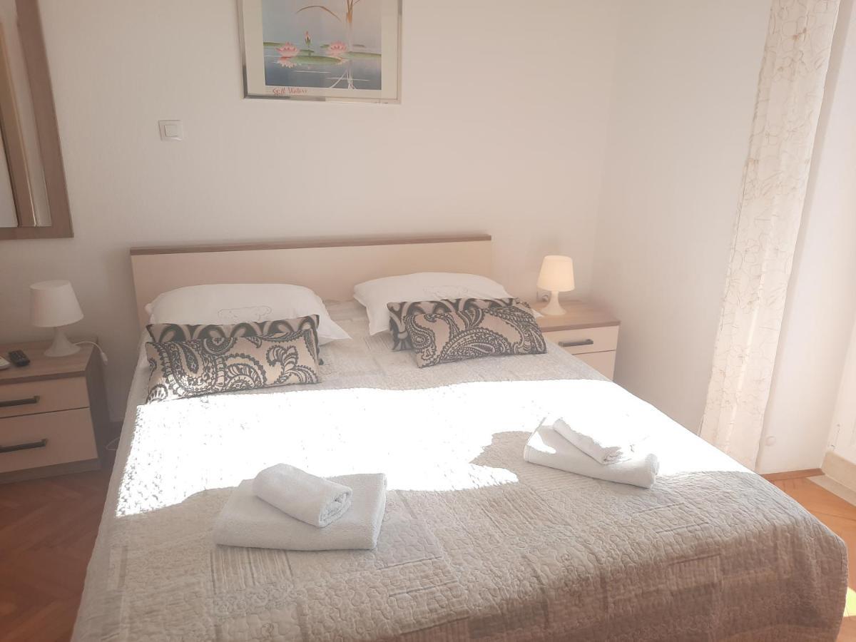 Apartments Villa Beba Komiža المظهر الخارجي الصورة