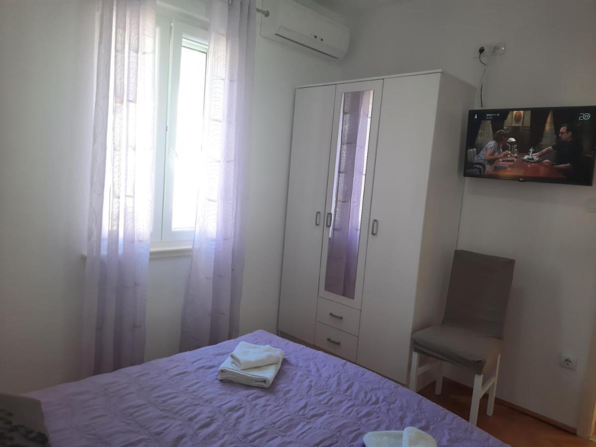 Apartments Villa Beba Komiža المظهر الخارجي الصورة